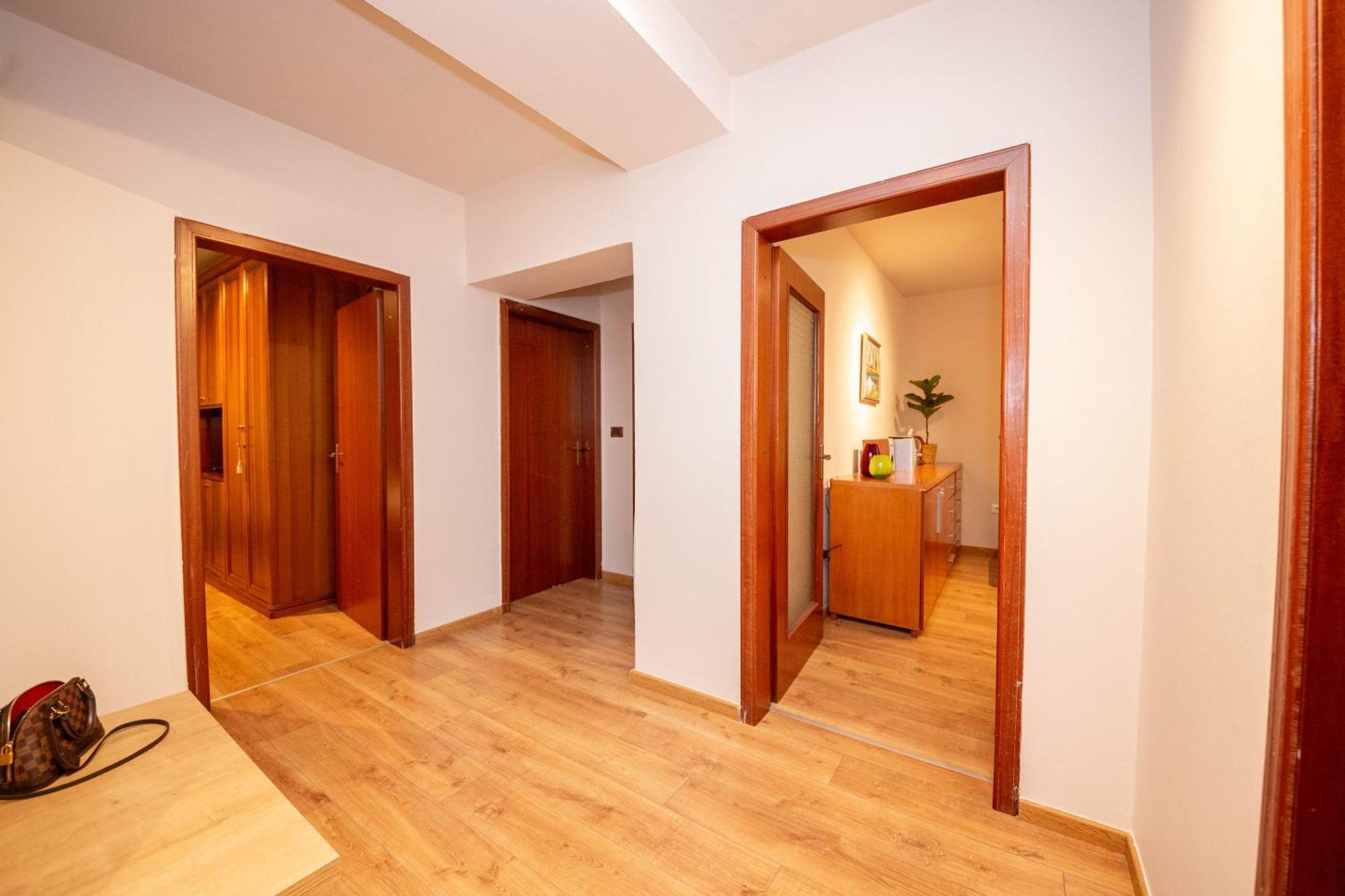Blloku Unique Apartments 3 티라나 외부 사진