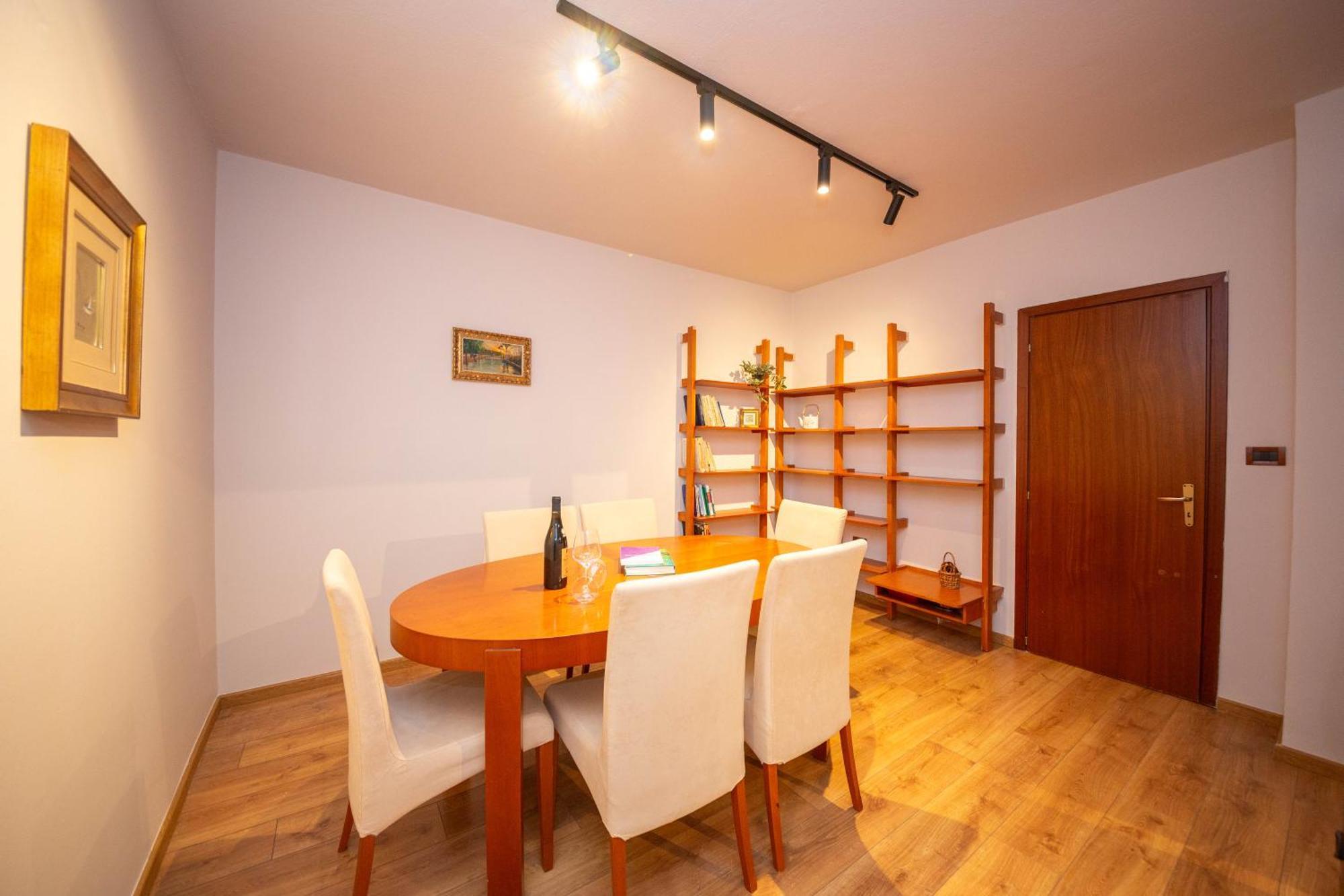 Blloku Unique Apartments 3 티라나 외부 사진